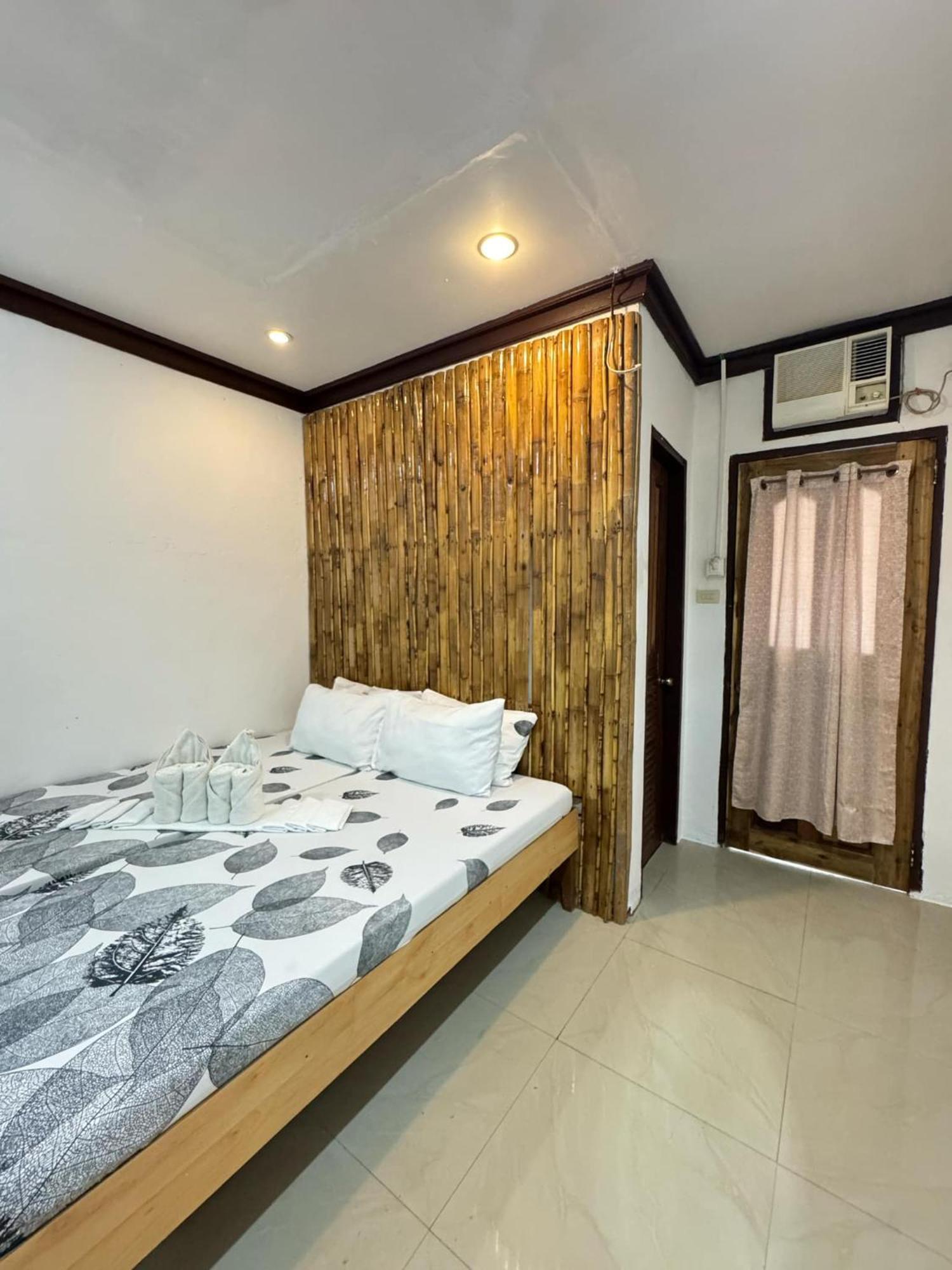 Aquaholik Traveler'S Lodge إل نيدو المظهر الخارجي الصورة
