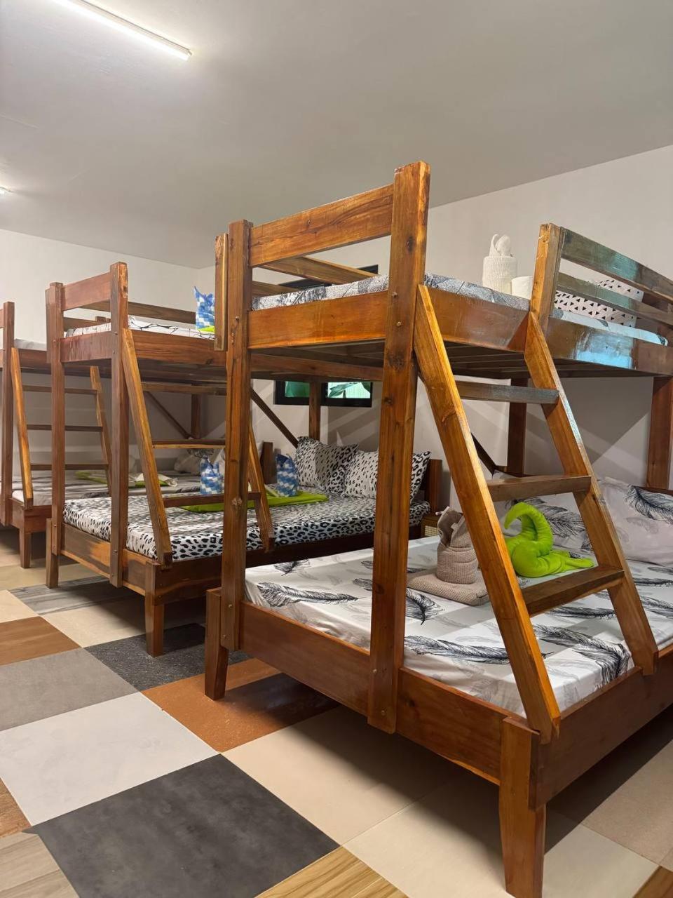Aquaholik Traveler'S Lodge إل نيدو المظهر الخارجي الصورة