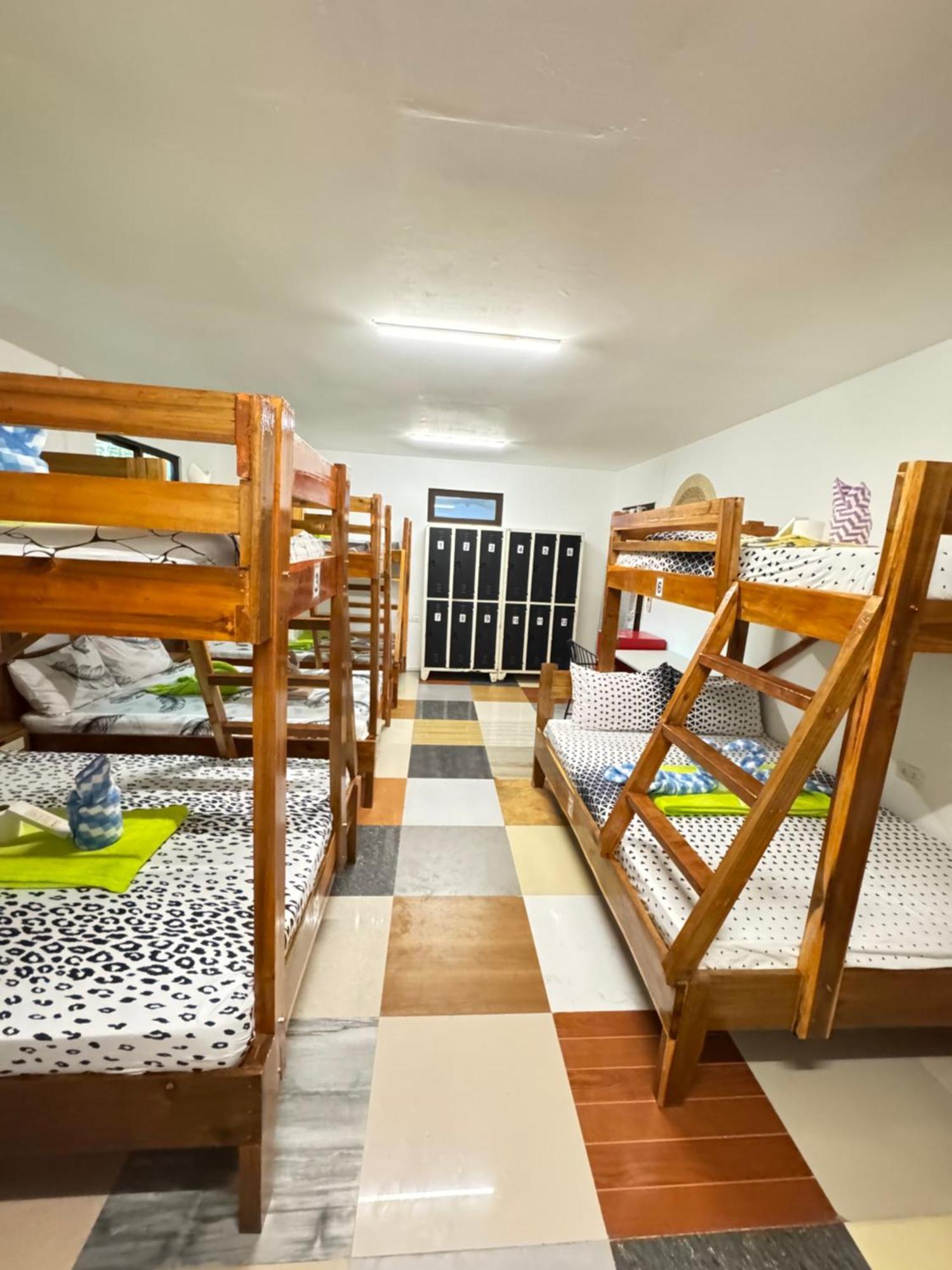 Aquaholik Traveler'S Lodge إل نيدو المظهر الخارجي الصورة